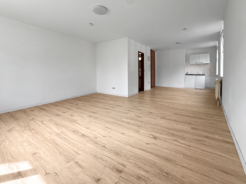 Frisch gestrichene 1-Zimmer-Wohnung in Eppelheim – zentral, ruhig, mit Einbauküche
